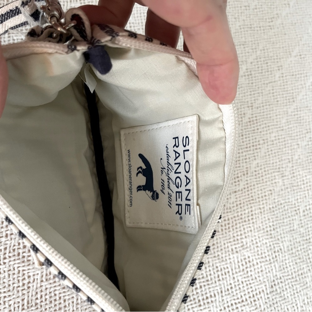 Sloan Ranger Wristlet - Picture 2 of 8